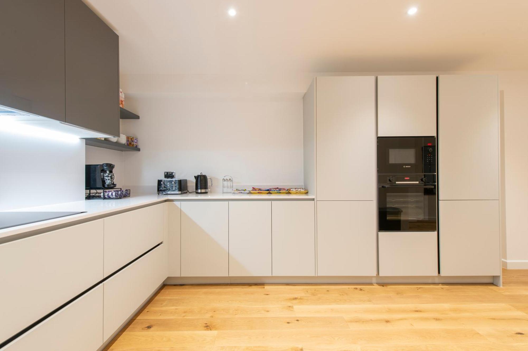 לונדון Exquisite 3Br Duplex Period Conversion, Air-Con & Amenities מראה חיצוני תמונה