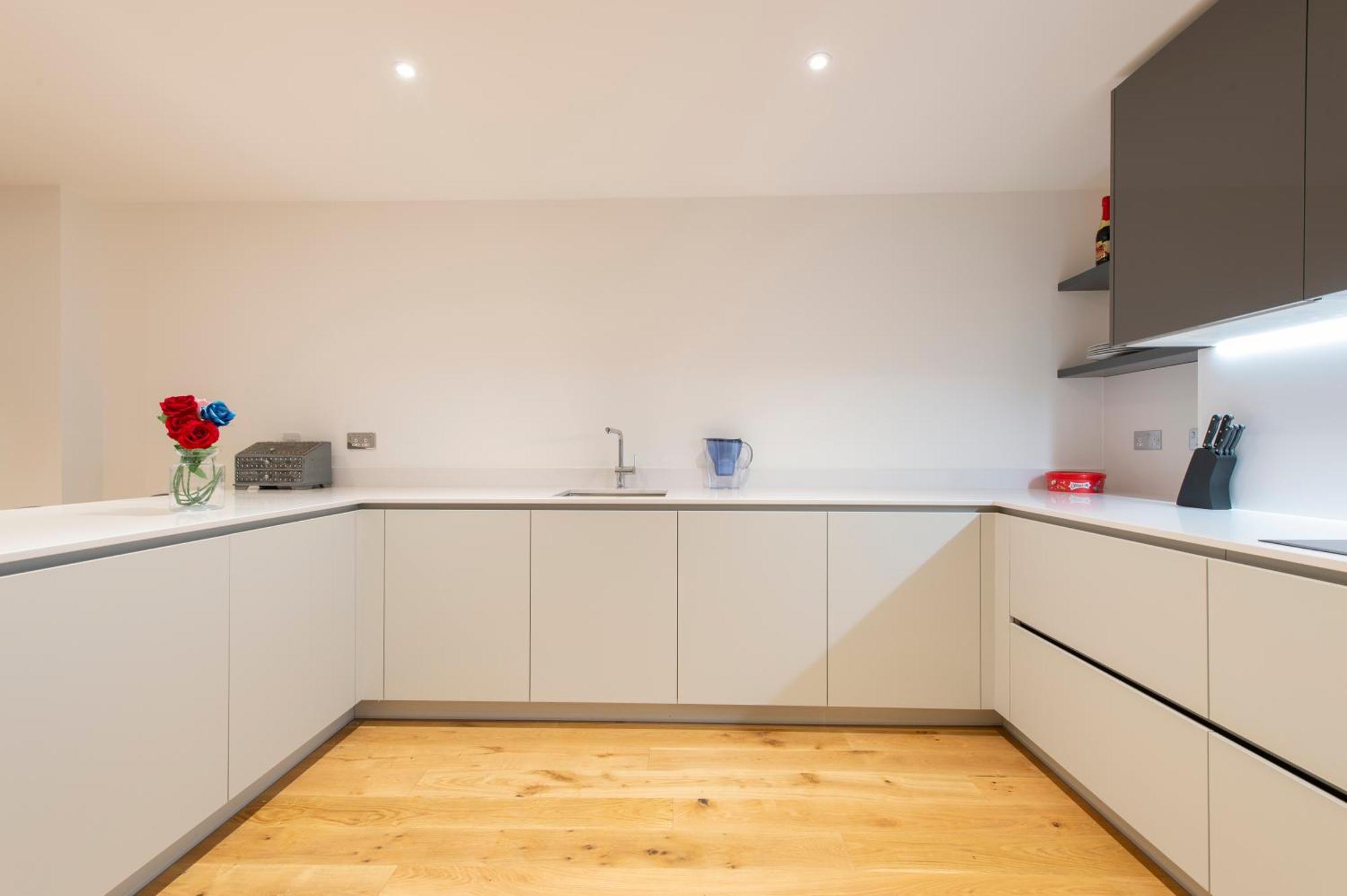 לונדון Exquisite 3Br Duplex Period Conversion, Air-Con & Amenities מראה חיצוני תמונה