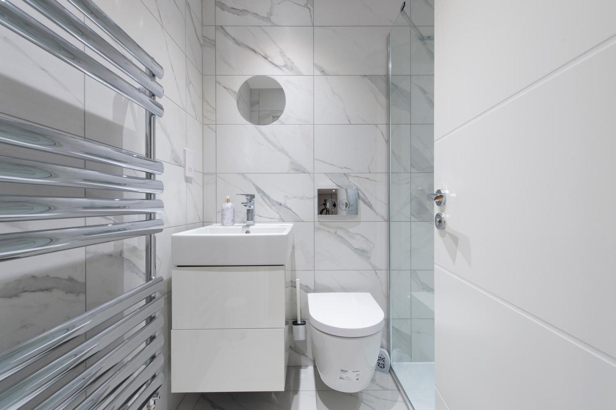 לונדון Exquisite 3Br Duplex Period Conversion, Air-Con & Amenities מראה חיצוני תמונה