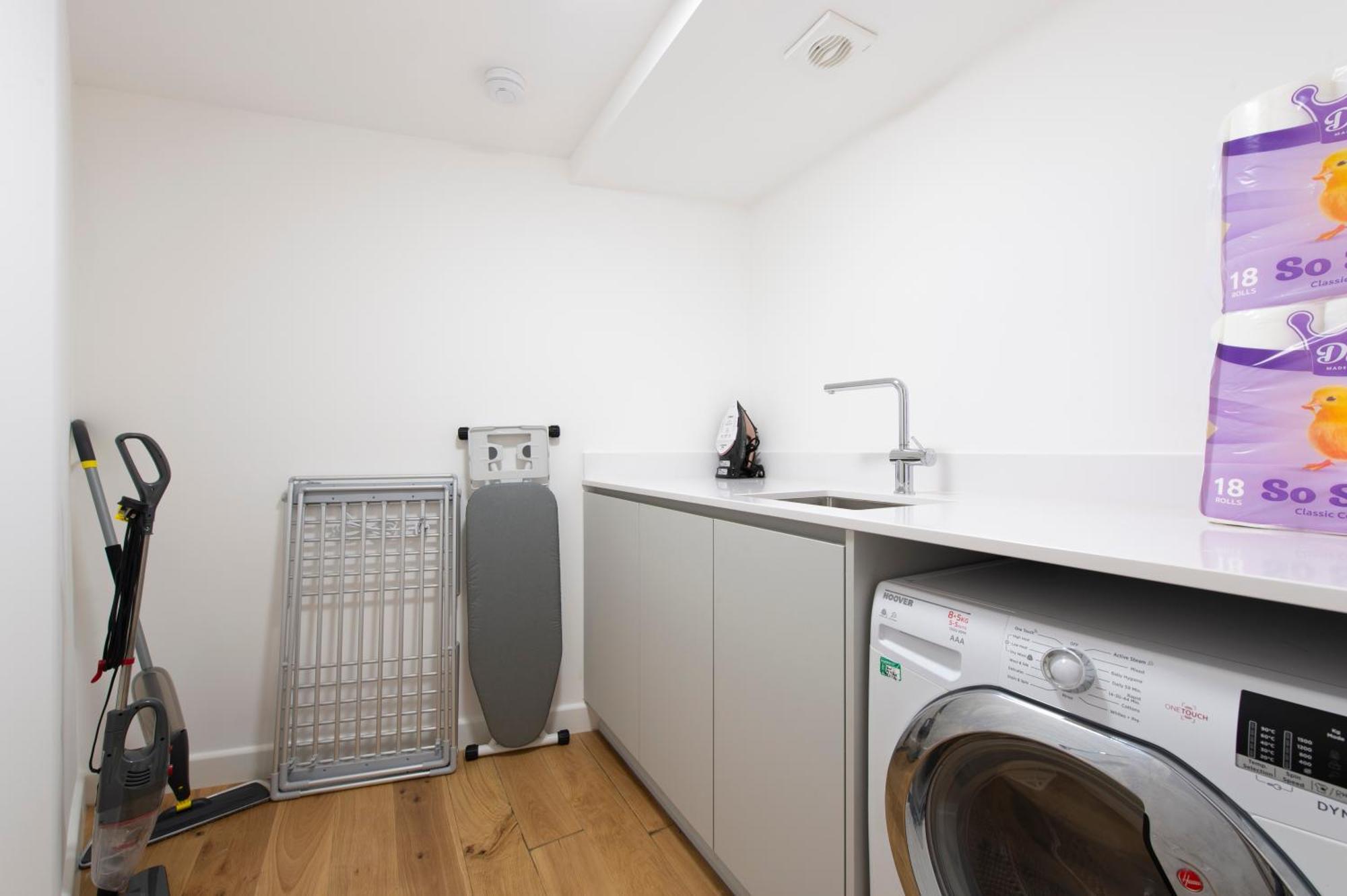 לונדון Exquisite 3Br Duplex Period Conversion, Air-Con & Amenities מראה חיצוני תמונה